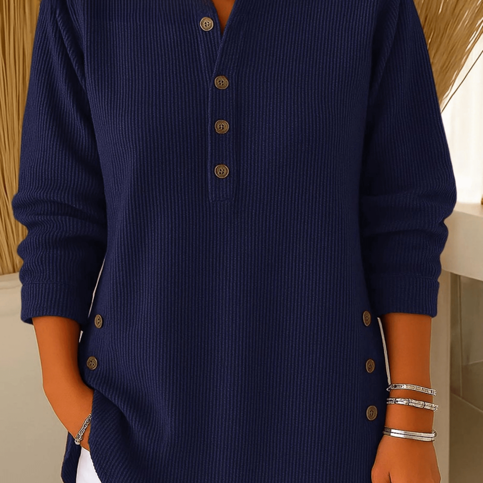 Elise | Geribde tuniek met knoopdetails